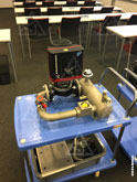 Фото лабораторного стенда поддержания давления с частотным двигателем, на котором можно отработать и проверить все режимы работы оборудования