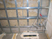 Монтаж электропроводки за подвесным потолком