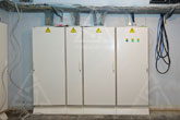 Фото электрического шкафа системы электроснабжения